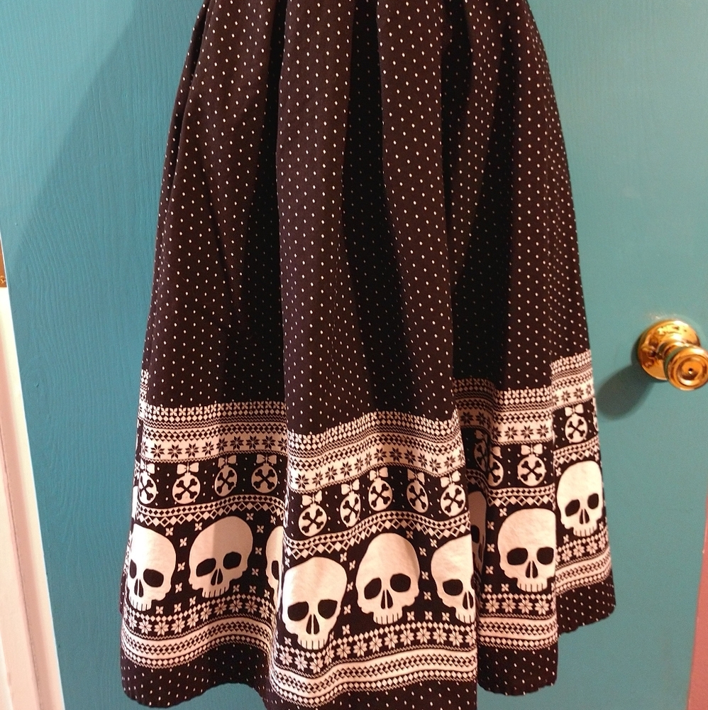 Hell Bunny Skull Swing Skirt
